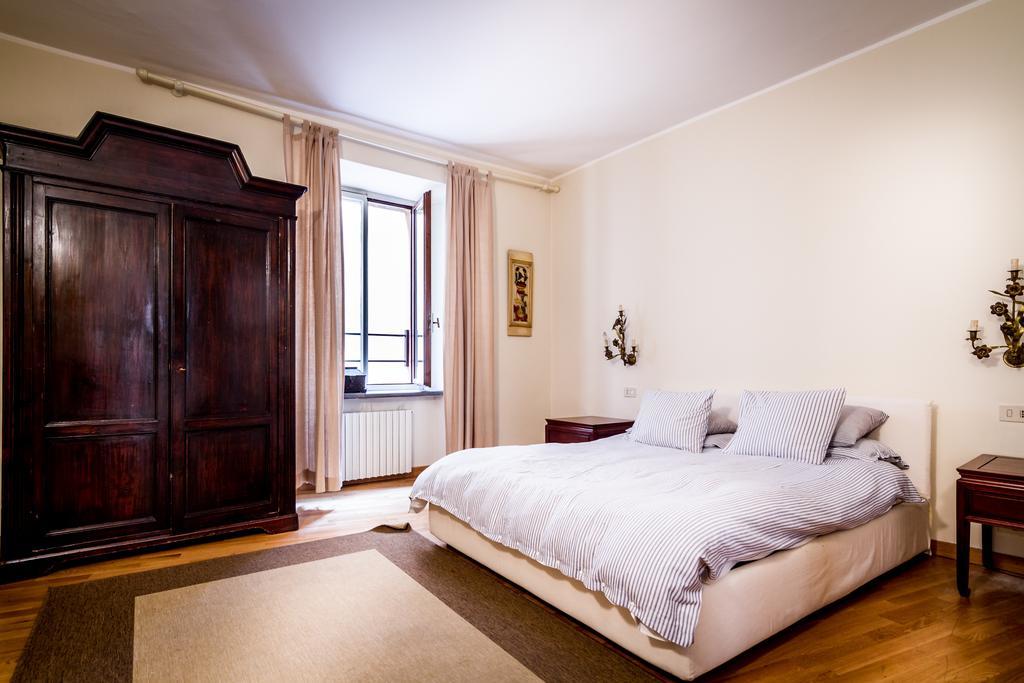 Lake Charming Apartment Черноббіо Номер фото